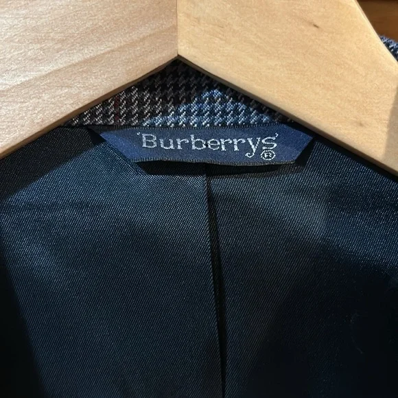 Burberry’s Suit Jacket